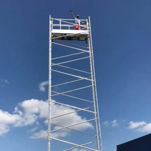 Lešeňový výtah Alulift