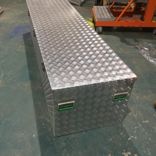 Speciální Al konstrukce